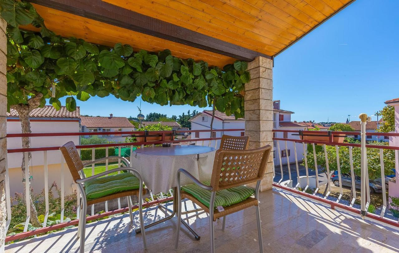 Apartamento Ruzica Poreč Exterior foto